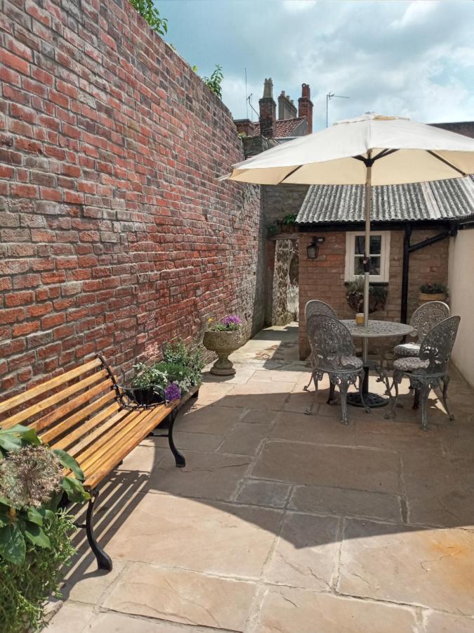 Delighful Self Catering In The Heart Of Гластонбери Экстерьер фото
